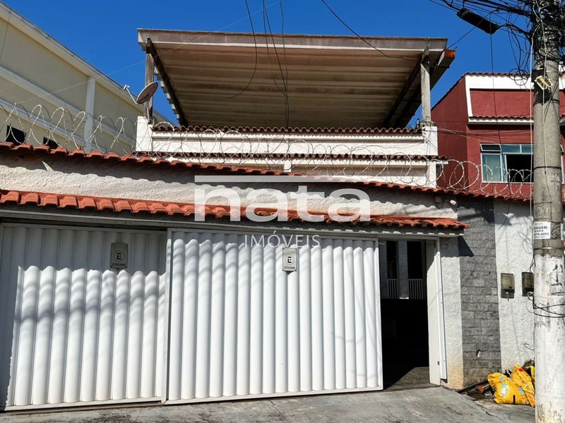 Im&oacute;vel &agrave; venda &ndash; Duas casas no mesmo terreno &ndash; Centro de Duque de Caxias Rua Odete Costa Barros Duque de Caxias - 