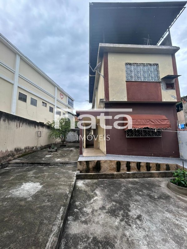 Im&oacute;vel &agrave; venda &ndash; Duas casas no mesmo terreno &ndash; Centro de Duque de Caxias Rua Odete Costa Barros Duque de Caxias - 