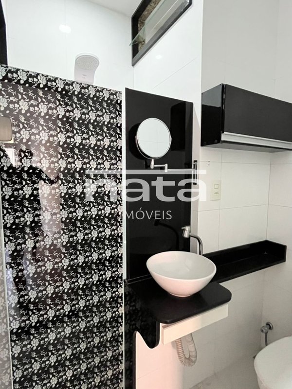 Im&oacute;vel &agrave; venda &ndash; Duas casas no mesmo terreno &ndash; Centro de Duque de Caxias Rua Odete Costa Barros Duque de Caxias - 