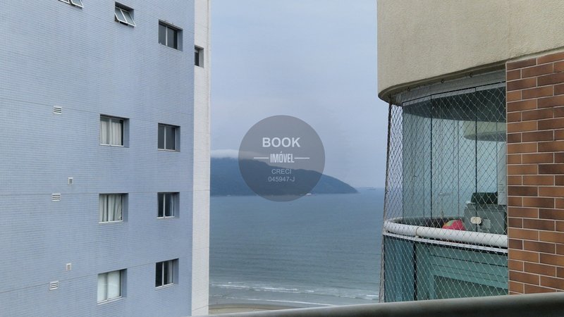 Apartamento para viver o Sonho de Morar na Quadra da Praia!   Av. Mal. Floriano Peixoto Santos - 