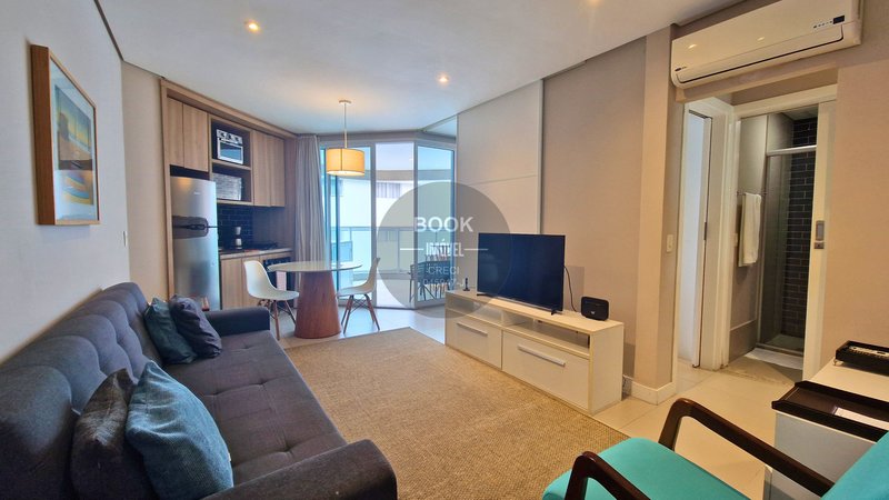 Apartamento para viver o Sonho de Morar na Quadra da Praia!   Av. Mal. Floriano Peixoto Santos - 