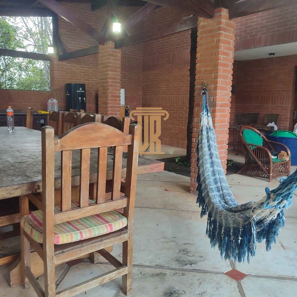 Maravilhosa ch&aacute;cara em Jacarei - SP  São José dos Campos - 