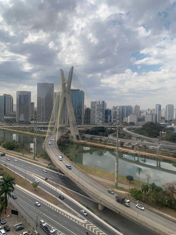 APARTAMENTO DE ALTO PADR&Atilde;O COM ASSINATURA DE SOFISTICA&Ccedil;&Atilde;O Avenida Duquesa de Goiás São Paulo - 