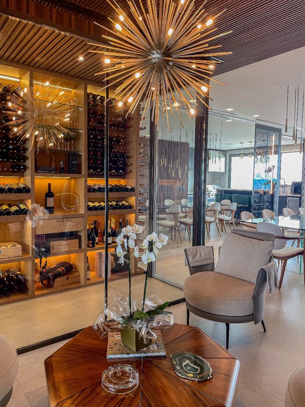 APARTAMENTO DE ALTO PADR&Atilde;O COM ASSINATURA DE SOFISTICA&Ccedil;&Atilde;O Avenida Duquesa de Goiás São Paulo - 