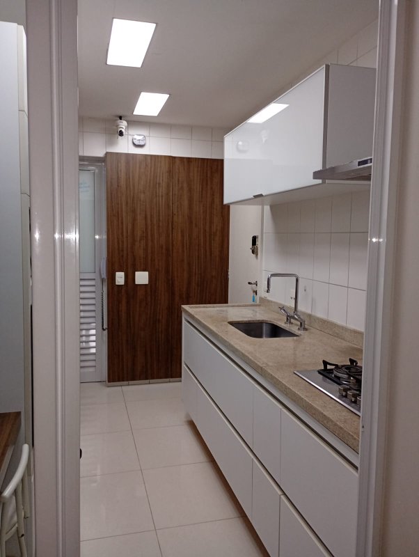 ALUGA-SE LINDO APARTAMENTO - 3 SU&Iacute;TES &ndash; 2 VAGAS - 138 M&sup2; Rua Antônio Pacheco Valente São Paulo - 