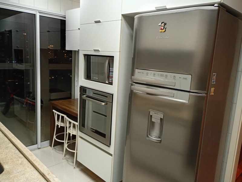 ALUGA-SE LINDO APARTAMENTO - 3 SU&Iacute;TES &ndash; 2 VAGAS - 138 M&sup2; Rua Antônio Pacheco Valente São Paulo - 