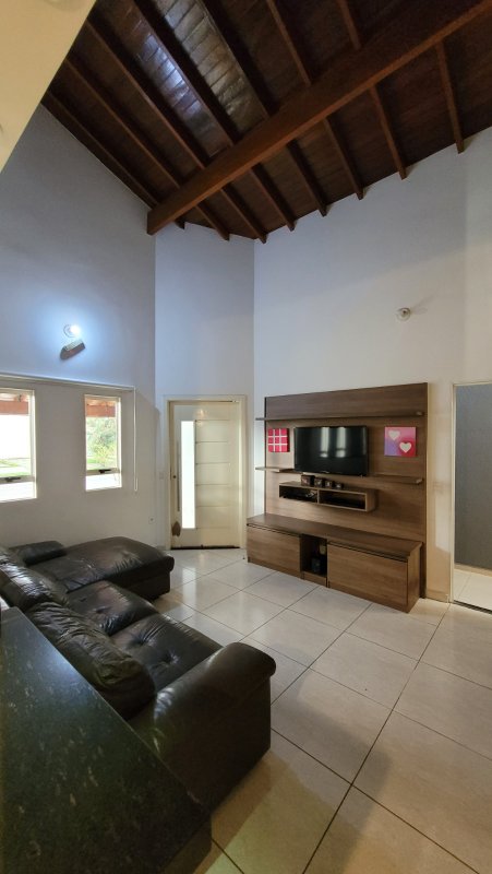 VENDO LINDA CASA NOVA COMPLETA &ndash; 130M2 &ndash; OPORTUNIDADE! Rua Jacutinga Indaiatuba - 