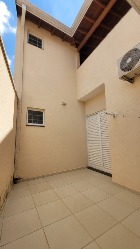 VENDO LINDA CASA NOVA COMPLETA &ndash; 130M2 &ndash; OPORTUNIDADE! Rua Jacutinga Indaiatuba - 