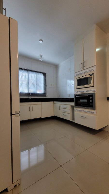 VENDO LINDA CASA NOVA COMPLETA &ndash; 130M2 &ndash; OPORTUNIDADE! Rua Jacutinga Indaiatuba - 