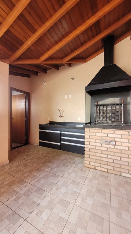 VENDO LINDA CASA NOVA COMPLETA &ndash; 130M2 &ndash; OPORTUNIDADE! Rua Jacutinga Indaiatuba - 