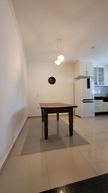 VENDO LINDA CASA NOVA COMPLETA &ndash; 130M2 &ndash; OPORTUNIDADE! Rua Jacutinga Indaiatuba - 