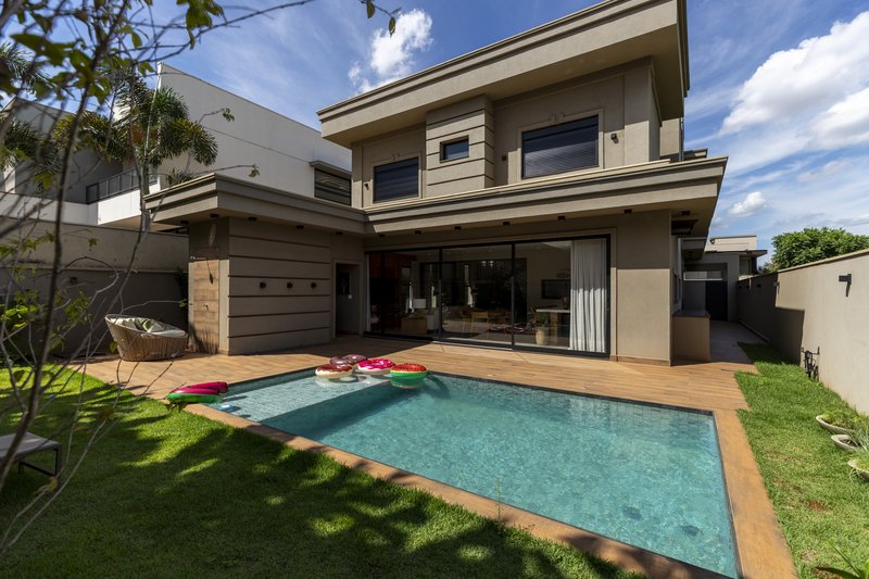 Casa &agrave; Venda condom&iacute;nio Bela Vista Ribeir&atilde;o Preto Alameda Olhos Dágua Ribeirão Preto - 