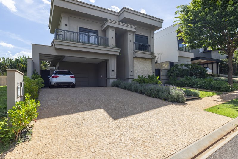 Casa &agrave; Venda condom&iacute;nio Bela Vista Ribeir&atilde;o Preto Alameda Olhos Dágua Ribeirão Preto - 