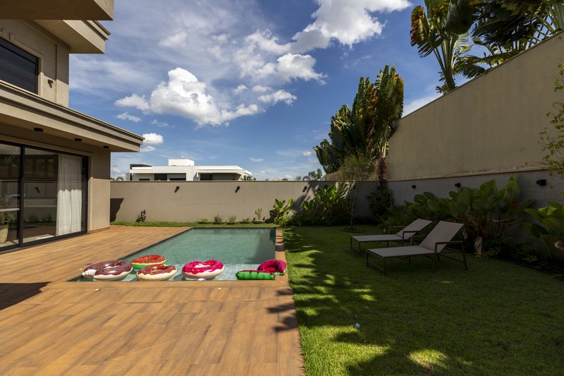 Casa &agrave; Venda condom&iacute;nio Bela Vista Ribeir&atilde;o Preto Alameda Olhos Dágua Ribeirão Preto - 