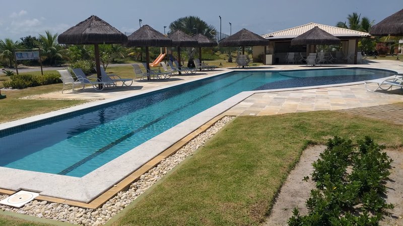 4 QUARTOS OPORTUNIDADE &Uacute;NICA NO IBEROSTATE PRAIA DO FORTE CONDOMINIO PISCINA &Agrave; VENDA! Rodovia BA 099, km 56 MATA DE SÃO JOÃO - 