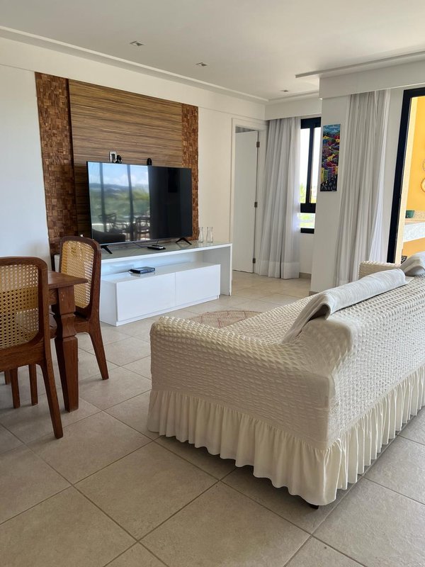 4 QUARTOS OPORTUNIDADE &Uacute;NICA NO IBEROSTATE PRAIA DO FORTE CONDOMINIO PISCINA &Agrave; VENDA! Rodovia BA 099, km 56 MATA DE SÃO JOÃO - 