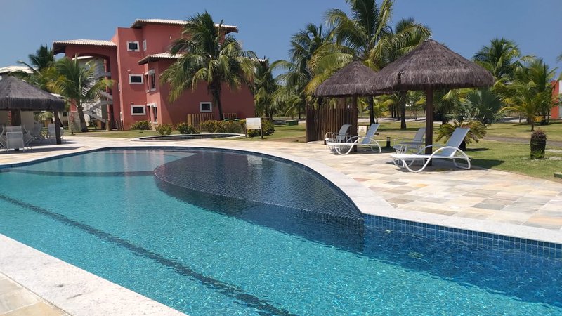 4 QUARTOS OPORTUNIDADE &Uacute;NICA NO IBEROSTATE PRAIA DO FORTE CONDOMINIO PISCINA &Agrave; VENDA! Rodovia BA 099, km 56 MATA DE SÃO JOÃO - 