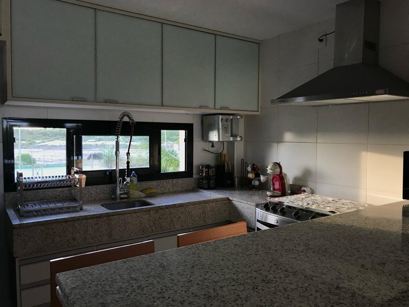 4 QUARTOS OPORTUNIDADE &Uacute;NICA NO IBEROSTATE PRAIA DO FORTE CONDOMINIO PISCINA &Agrave; VENDA! Rodovia BA 099, km 56 MATA DE SÃO JOÃO - 