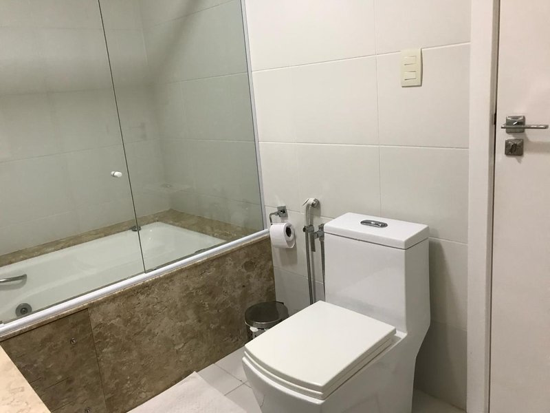 4 QUARTOS OPORTUNIDADE &Uacute;NICA NO IBEROSTATE PRAIA DO FORTE CONDOMINIO PISCINA &Agrave; VENDA! Rodovia BA 099, km 56 MATA DE SÃO JOÃO - 