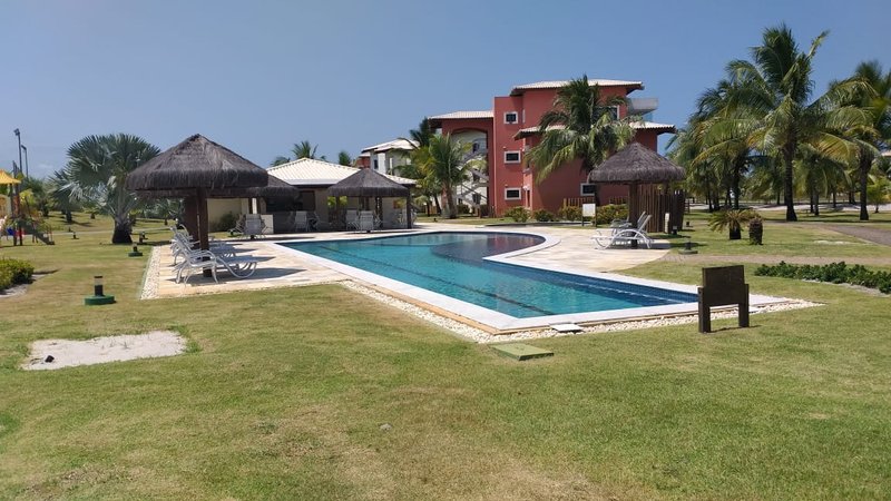 4 QUARTOS OPORTUNIDADE &Uacute;NICA NO IBEROSTATE PRAIA DO FORTE CONDOMINIO PISCINA &Agrave; VENDA! Rodovia BA 099, km 56 MATA DE SÃO JOÃO - 