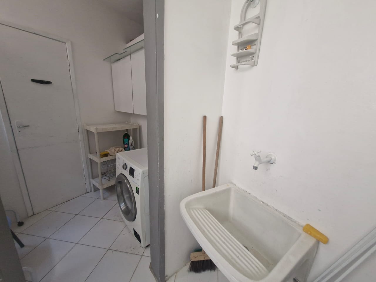 APARTAMENTO NASCENTE 3 QUARTOS SU&Iacute;TE DEPEND&Ecirc;NCIA 2 GARAGENS ELEVADORES &Agrave; VENDA NA BARRA! Avenida Princesa Isabel Salvador - 