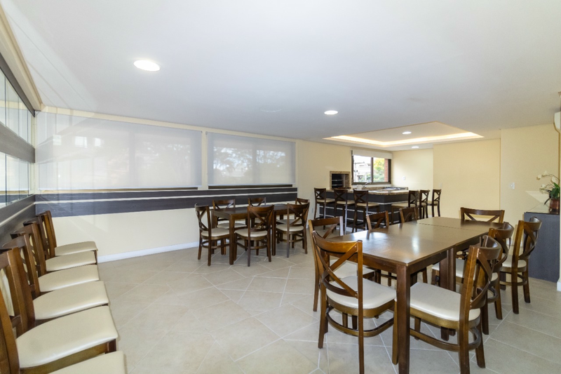 R$ 850.000 - BELO APARTAMENTO - 92M2 - 2 DORM - SU&Iacute;TE - GARDEN - 2 VAGAS Rua Engenheiro Adolfo Stern Porto Alegre - 