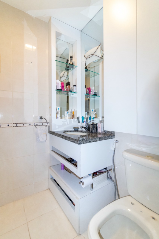 R$ 850.000 - BELO APARTAMENTO - 92M2 - 2 DORM - SU&Iacute;TE - GARDEN - 2 VAGAS Rua Engenheiro Adolfo Stern Porto Alegre - 