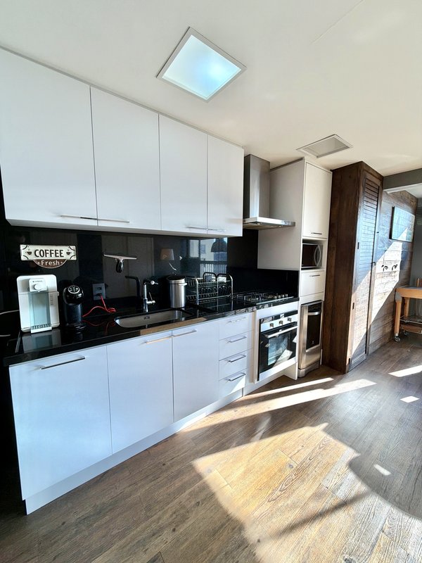 R$ 799.000 - LIND&Iacute;SSIMO - MOBILIADO - 60M2 - 1 DORMIT&Oacute;RIO - 1 VAGA - VISTA - INFRA Avenida Luiz Manoel Gonzaga Porto Alegre - 