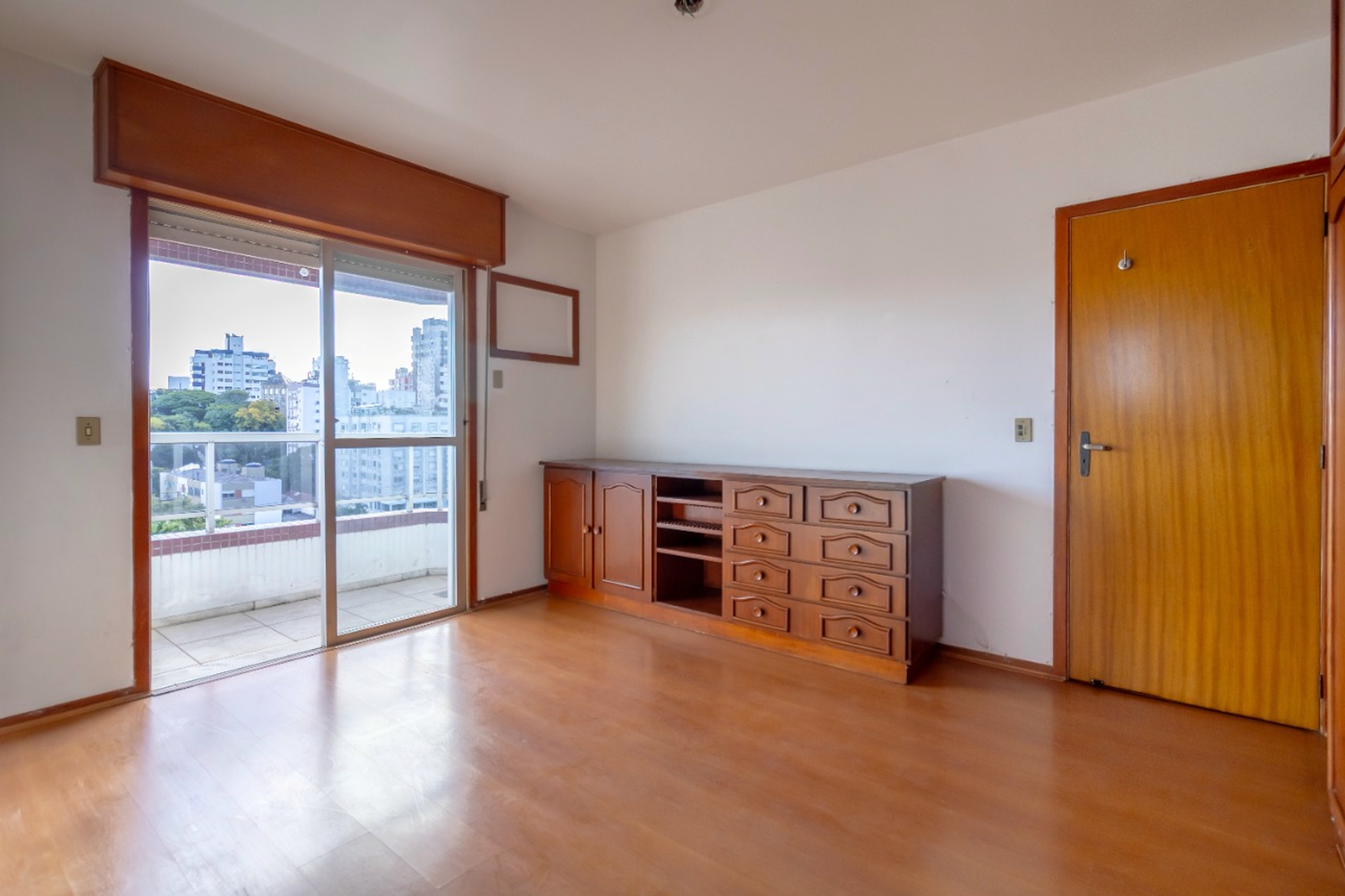 R$ 795.000 - OPORTUNIDADE - &Oacute;TIMO APARTAMENTO - 108M2 - 3 DORM - SU&Iacute;TE - 2 VAGAS Avenida Neusa Goulart Brizola Porto Alegre - 