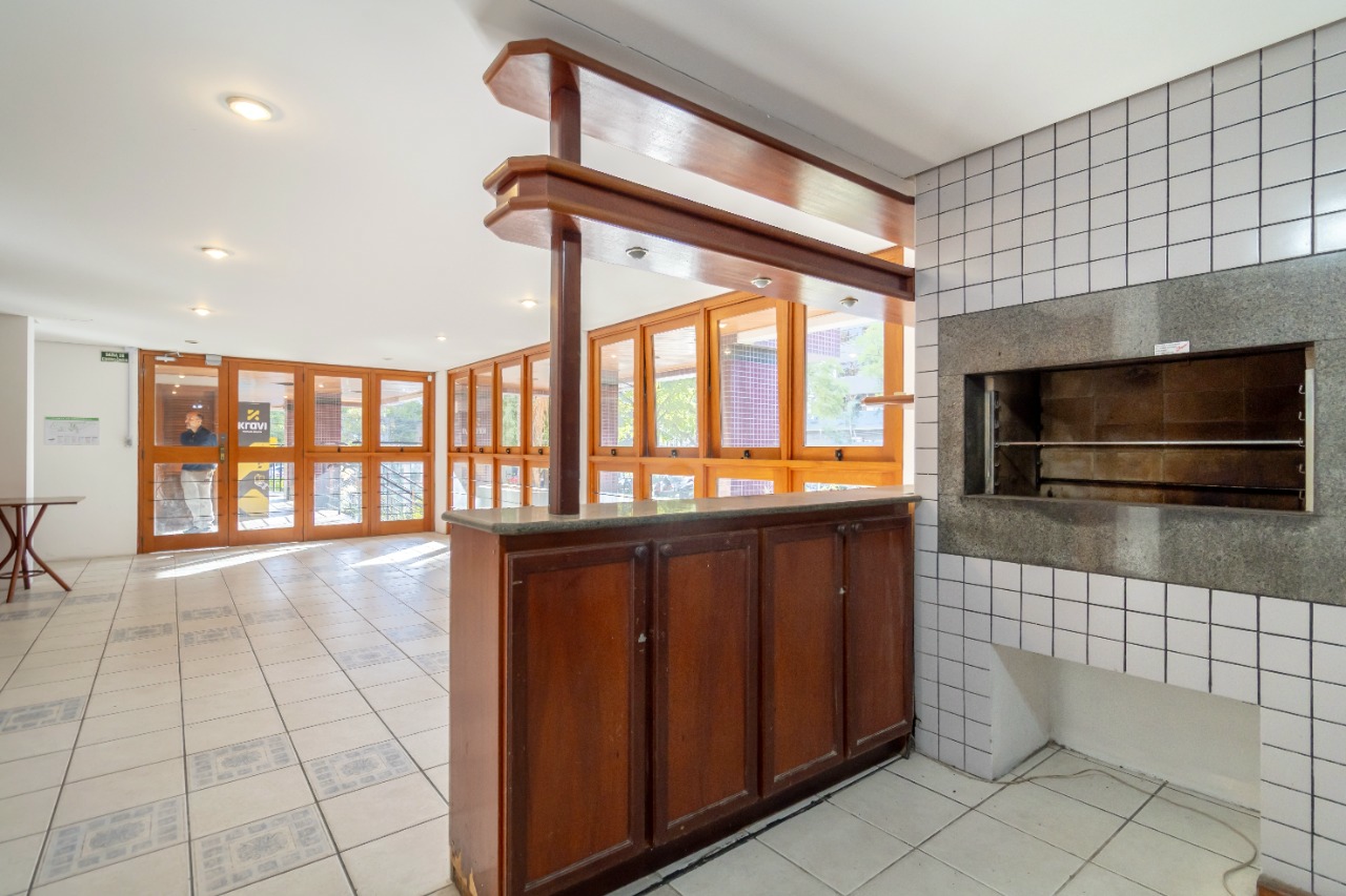 R$ 795.000 - OPORTUNIDADE - &Oacute;TIMO APARTAMENTO - 108M2 - 3 DORM - SU&Iacute;TE - 2 VAGAS Avenida Neusa Goulart Brizola Porto Alegre - 