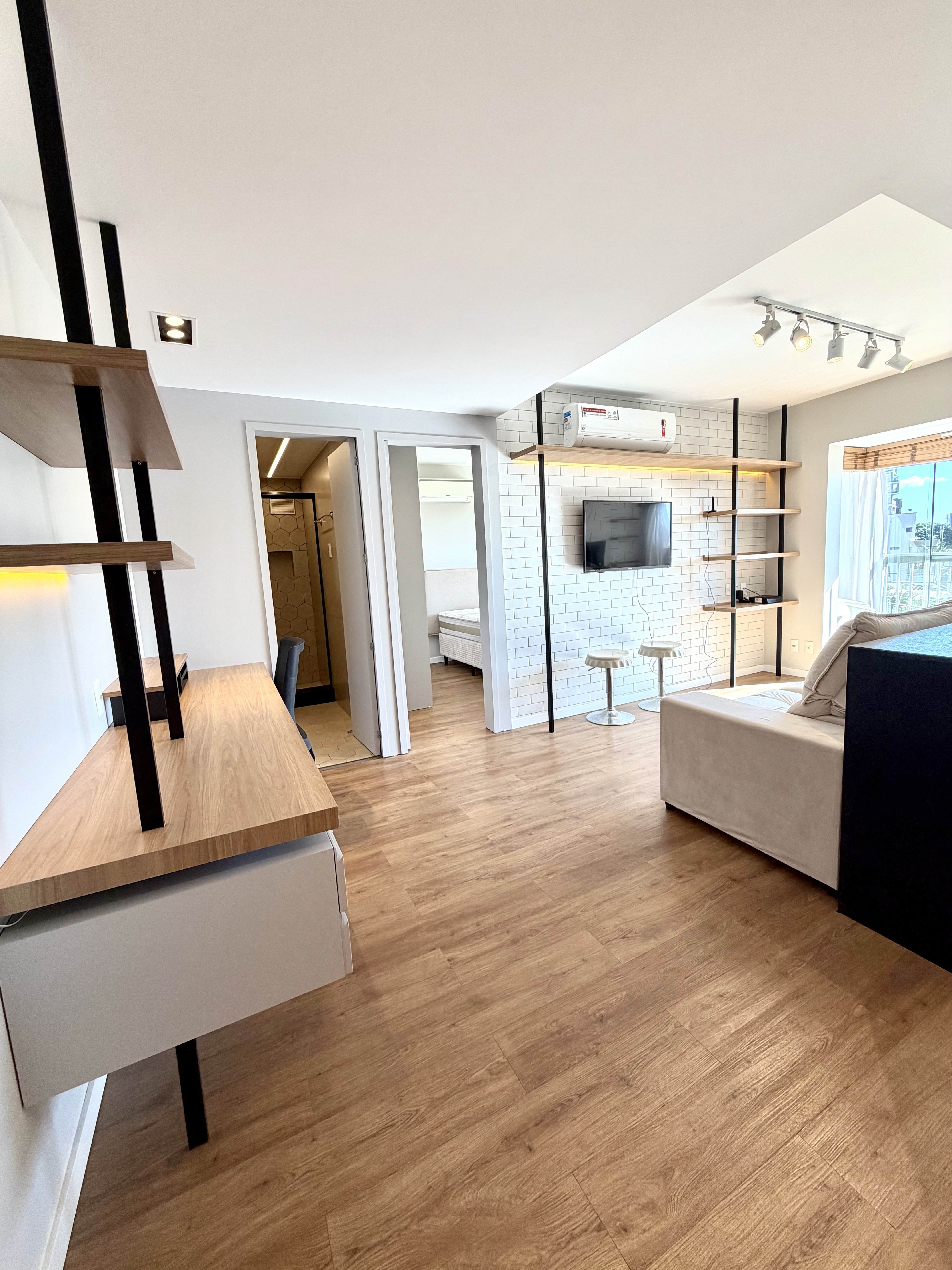 R$ 595.000 - BELO APARTAMENTO - MOBILIADO - 56M2 - 1 DORM - VISTA - INFRA Avenida Luiz Manoel Gonzaga Porto Alegre - 