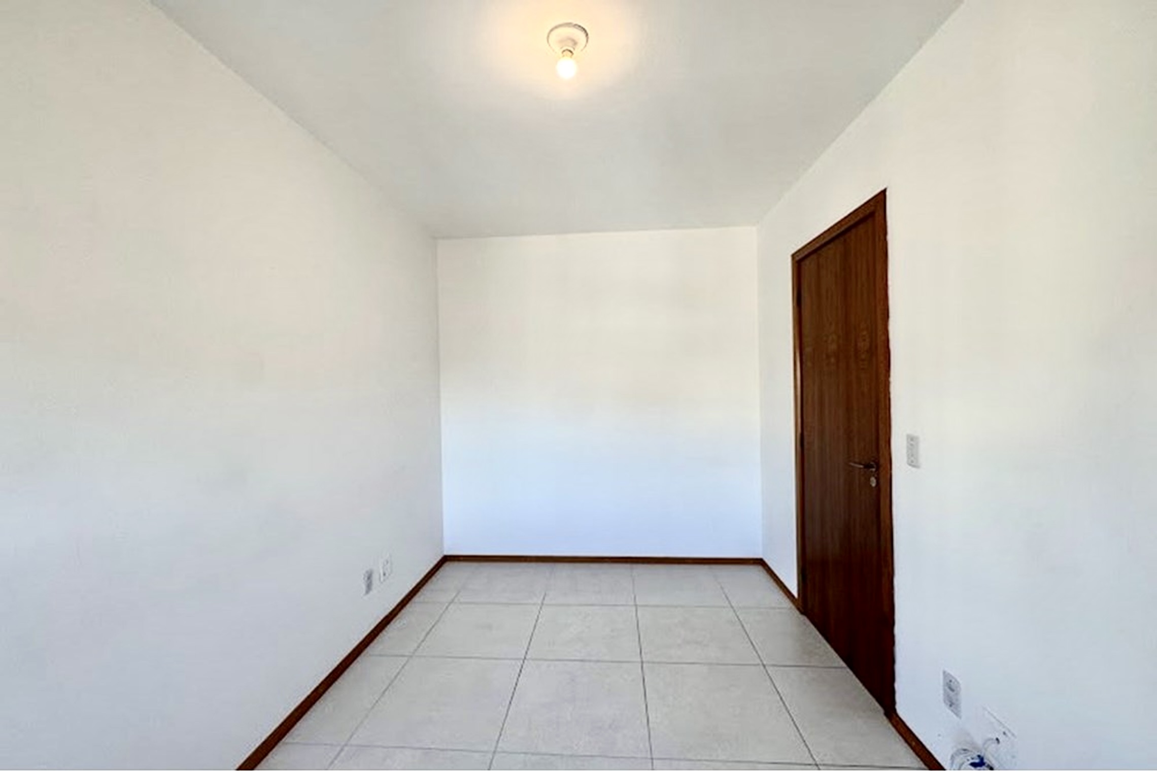 R$ 445.000 - &Oacute;TIMO APARTAMENTO - 66M2 - 2 DORM - SU&Iacute;TE - CHURRASQUEIRA - 1 VAGA - INFRA Rua José do Patrocínio Porto Alegre - 