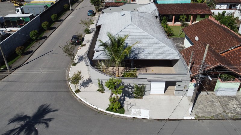 🏡 A Casa Perfeita Que Voc&ecirc; Procurava  Caraguatatuba - 