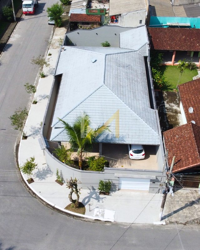 🏡 A Casa Perfeita Que Voc&ecirc; Procurava  Caraguatatuba - 
