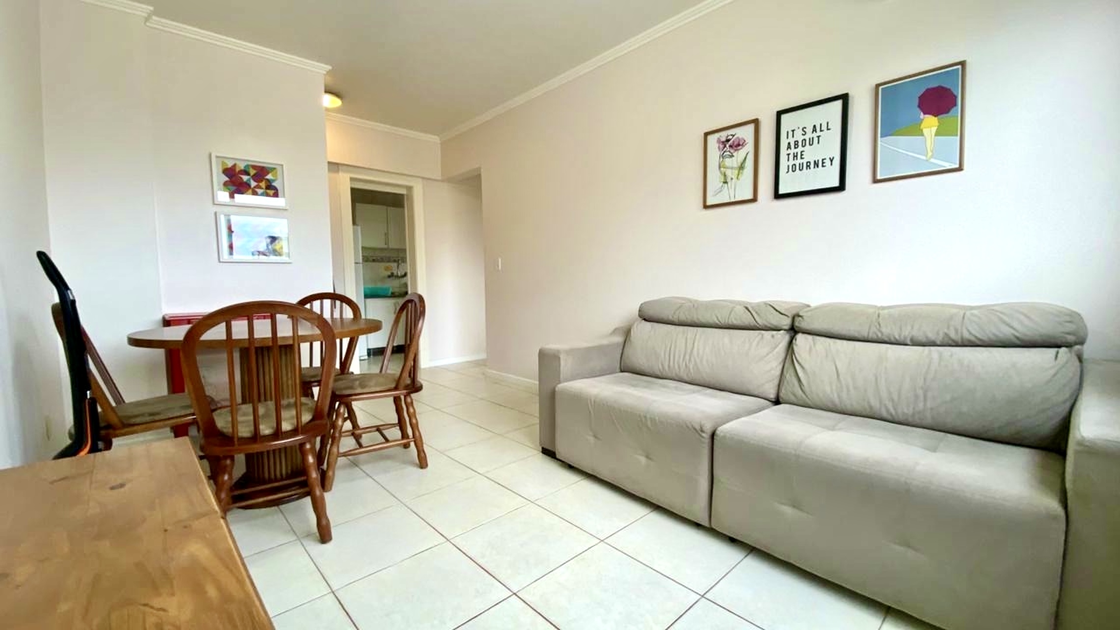 R$ 340.000 - &Oacute;TIMO APARTAMENTO - ANDAR ALTO - MOBILIADO - 42M2 - 1 DORM - VISTA - 1 VAGA Rua Duque de Caxias Porto Alegre - 