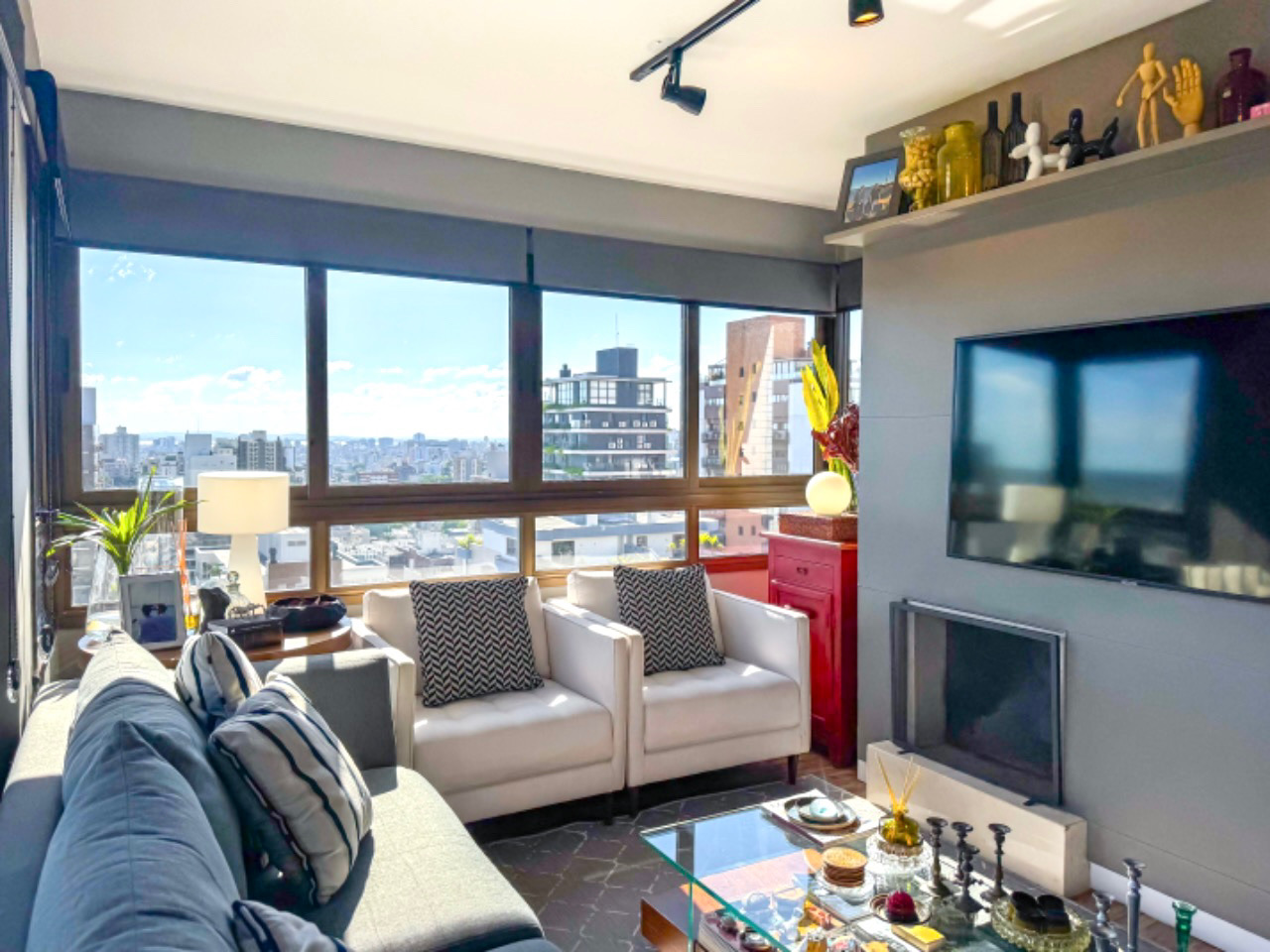 R$ 995.000 - LIND&Iacute;SSIMO APARTAMENTO - 79M2 - 2 DORM - SU&Iacute;TE - VISTA - 2 VAGAS Avenida Lageado Porto Alegre - 