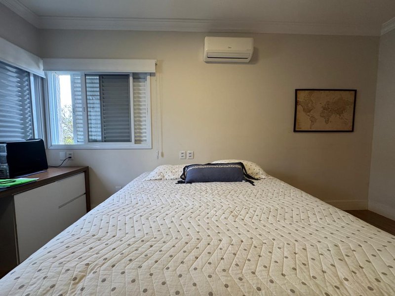 OPORTUNIDADE - CASA &Agrave; VENDA NO ALPHAVILLE DOM PEDRO, EM CAMPINAS-SP Avenida Alphaville Campinas - 