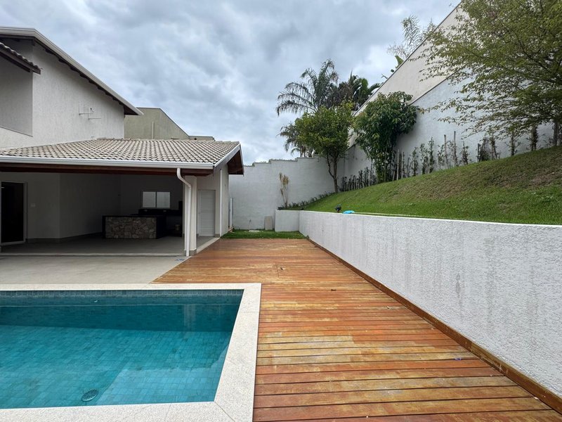 OPORTUNIDADE - CASA &Agrave; VENDA NO ALPHAVILLE DOM PEDRO, EM CAMPINAS-SP Avenida Alphaville Campinas - 