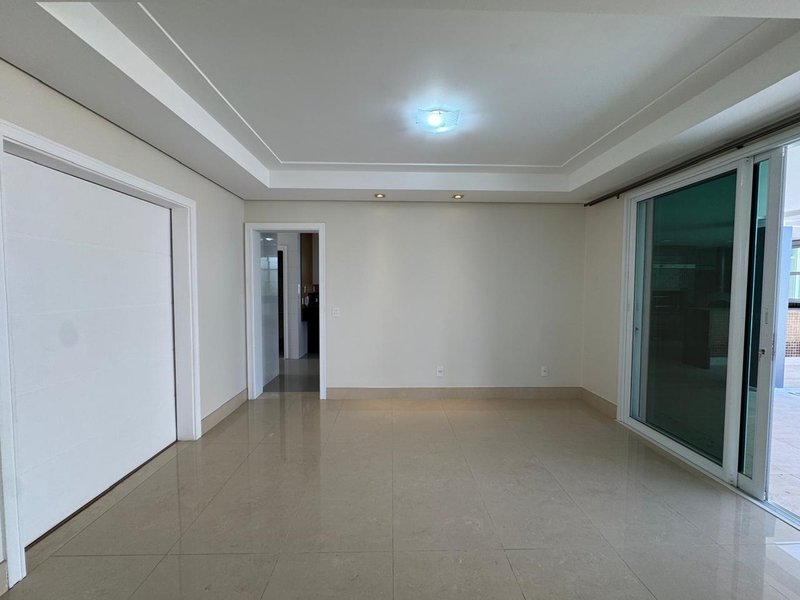 SOBRADO DE LUXO &Agrave; VENDA NO SWISS PARK, CAMPINAS-SP Rodovia Anhangüera Campinas - 