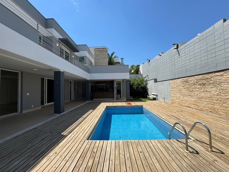 SOBRADO DE LUXO &Agrave; VENDA NO SWISS PARK, CAMPINAS-SP Rodovia Anhangüera Campinas - 