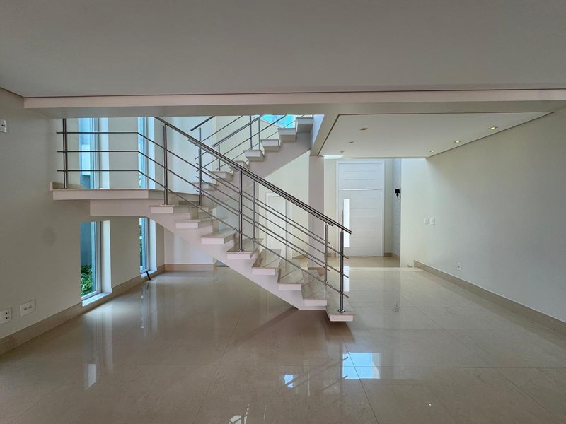 SOBRADO DE LUXO &Agrave; VENDA NO SWISS PARK, CAMPINAS-SP Rodovia Anhangüera Campinas - 