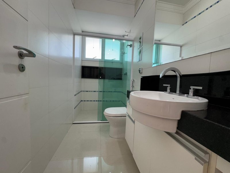 SOBRADO DE LUXO &Agrave; VENDA NO SWISS PARK, CAMPINAS-SP Rodovia Anhangüera Campinas - 