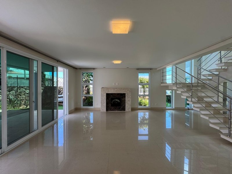 SOBRADO DE LUXO &Agrave; VENDA NO SWISS PARK, CAMPINAS-SP Rodovia Anhangüera Campinas - 