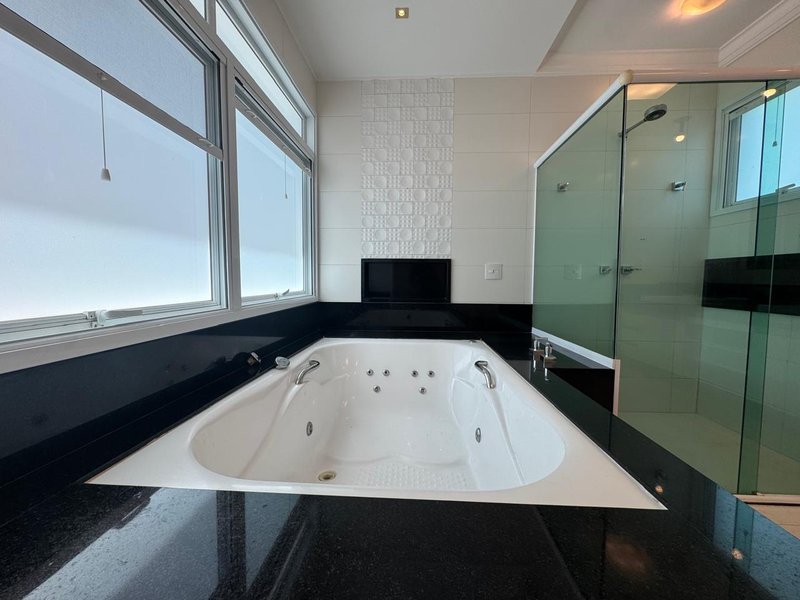 SOBRADO DE LUXO &Agrave; VENDA NO SWISS PARK, CAMPINAS-SP Rodovia Anhangüera Campinas - 