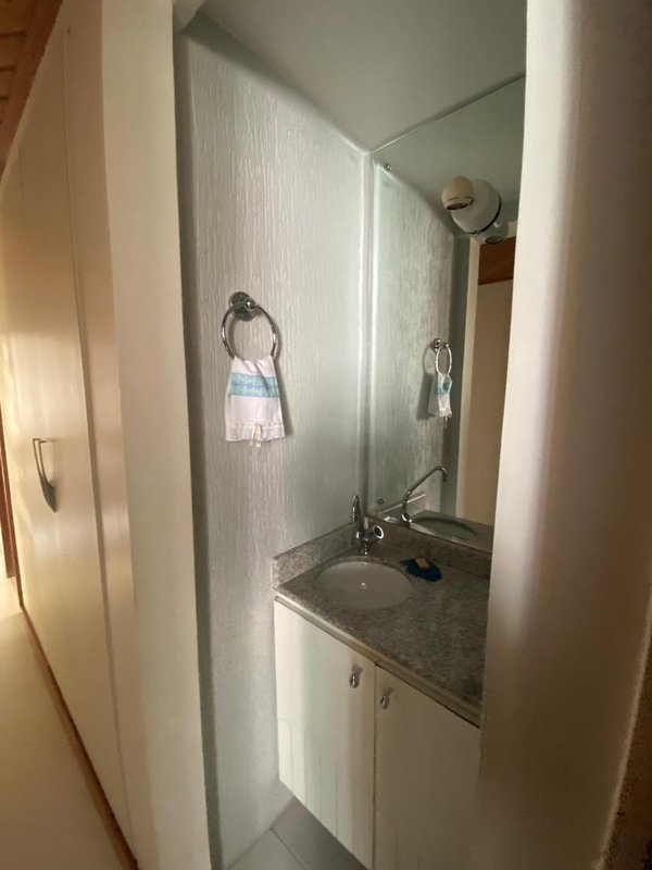 APARTAMENTO 4 QUARTOS SU&Iacute;TE VARANDA NASCENTE 2 GARAGENS ELEVADOR &Agrave; VENDA NA BARRA! Avenida Princesa Isabel Salvador - 