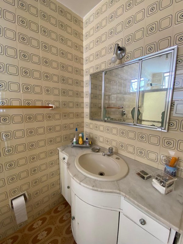 APARTAMENTO 4 QUARTOS SU&Iacute;TE VARANDA NASCENTE 2 GARAGENS ELEVADOR &Agrave; VENDA NA BARRA! Avenida Princesa Isabel Salvador - 