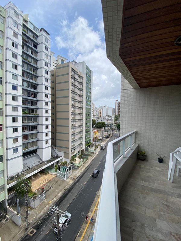 APARTAMENTO 4 QUARTOS SU&Iacute;TE VARANDA NASCENTE 2 GARAGENS ELEVADOR &Agrave; VENDA NA BARRA! Avenida Princesa Isabel Salvador - 