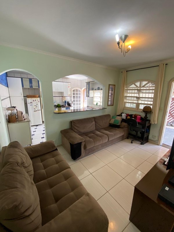 Casa 2 Dormit&oacute;rios - Vila Lav&iacute;nia Francisco Machado Pires  Mogi das Cruzes - 