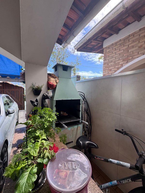 🏡 Casa em condom&iacute;nio a apenas 200 metros da praia  Caraguatatuba - 