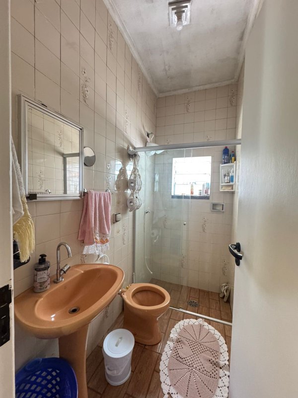 🏡 Casa em condom&iacute;nio a apenas 200 metros da praia  Caraguatatuba - 